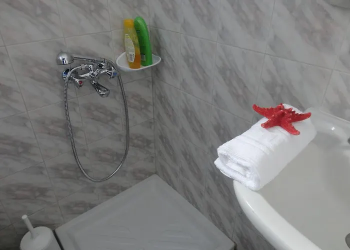 Nikolas Villas Периволос