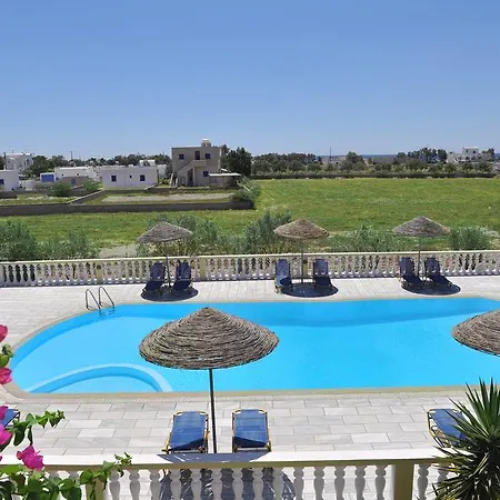 Apartahotel Nikolas 3*